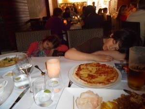 First dinner in Hong Kong, of pizza and pasta. Um.... do they do "to go" bags here?